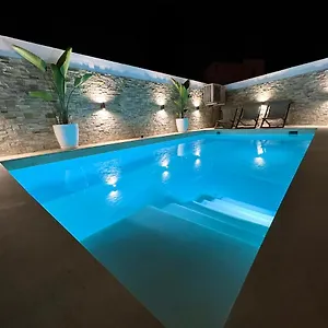 luxury-house-atlantico-private-heated-pool.in-canary-islands.com/