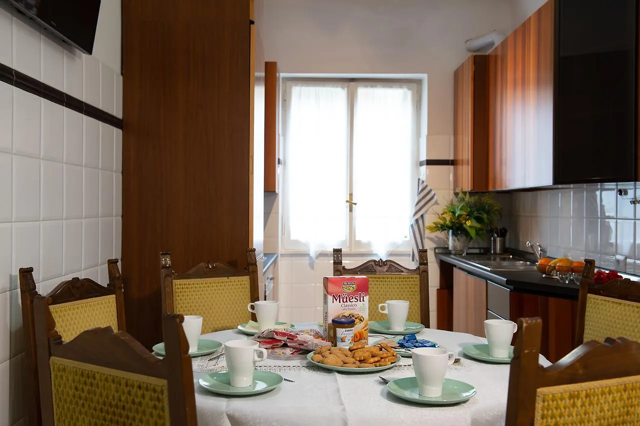Апартаменты House Bonifacio Рим