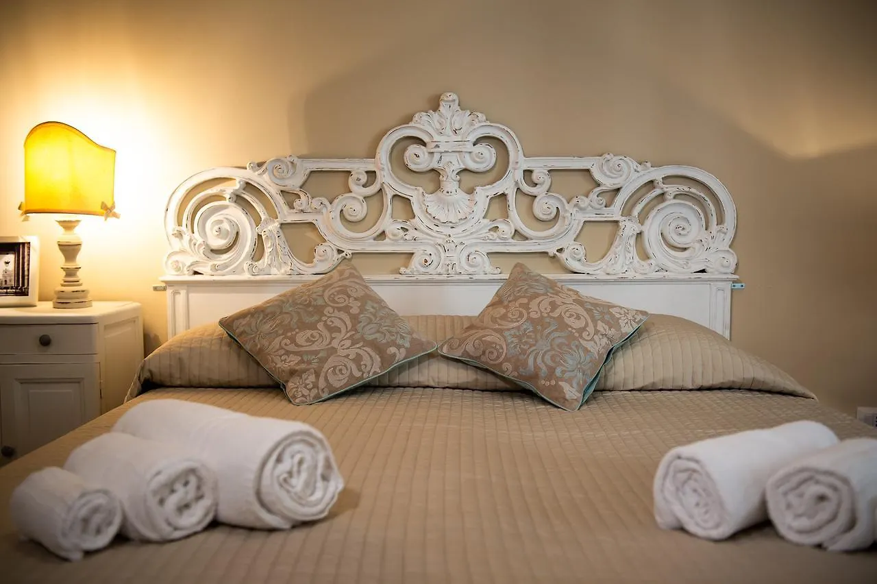 Апартаменты House Bonifacio Рим