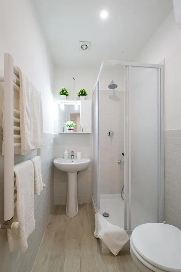 House Bonifacio Apartment Rome